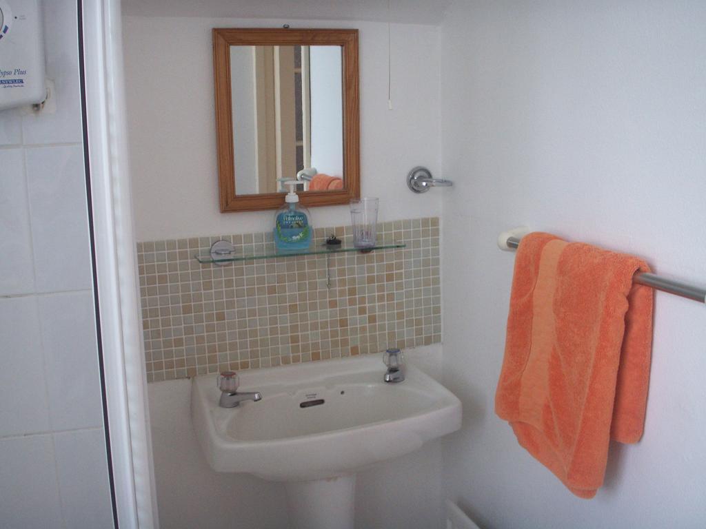 Toomullin House Accommodation Дулин Номер фото